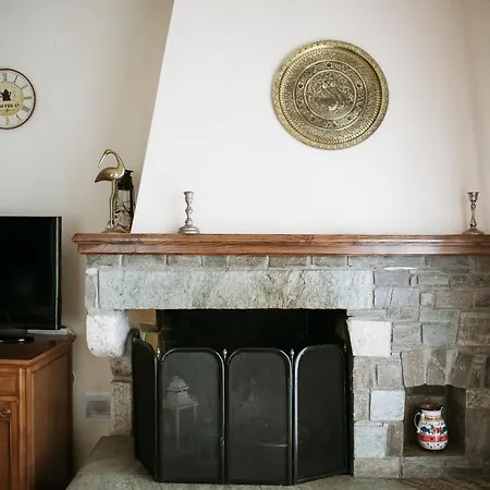 Feels Like In Διαμέρισμα *